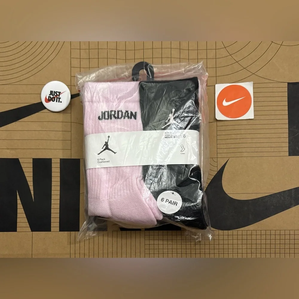 Air Jordan Dri-fit Cushioned Crew Socks 6 pack multicolor black pink white gray